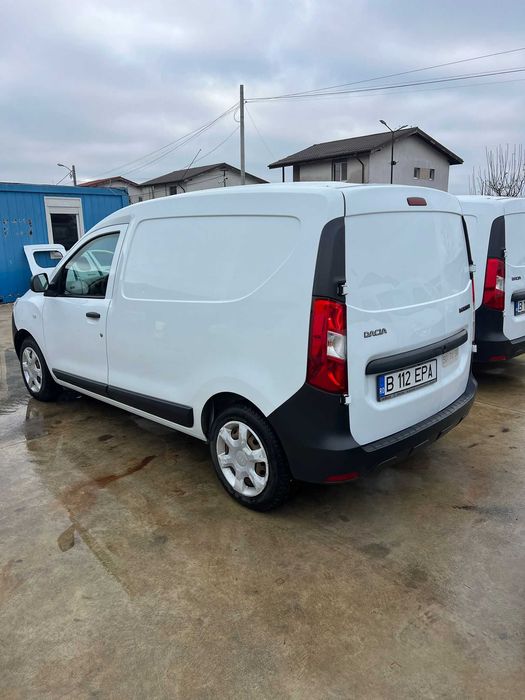vand dacia dokker 2018 benzina 1,6  cu gaz 215000 km