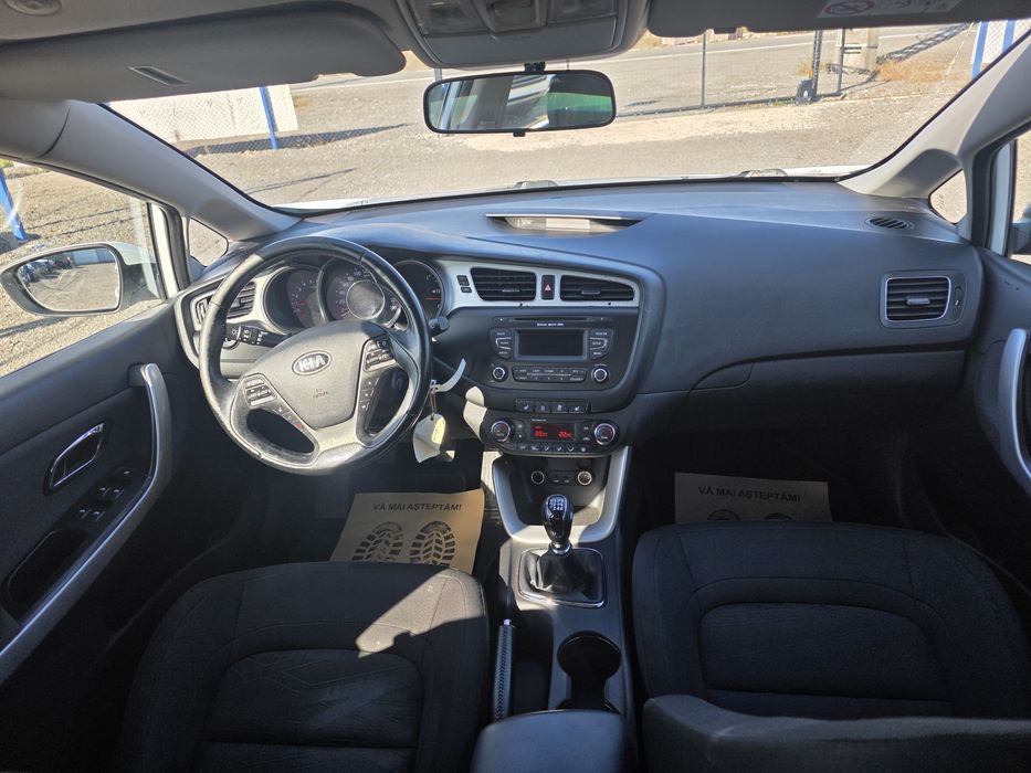 Kia Ceed 1.6crdi 2015 Rate/Cash/Garantie