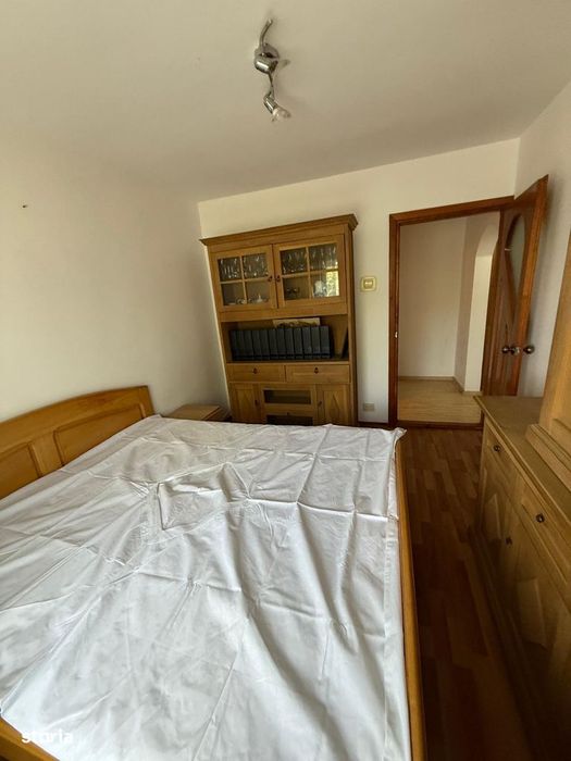 Apartament cu 4 camere decomandate, Obcini