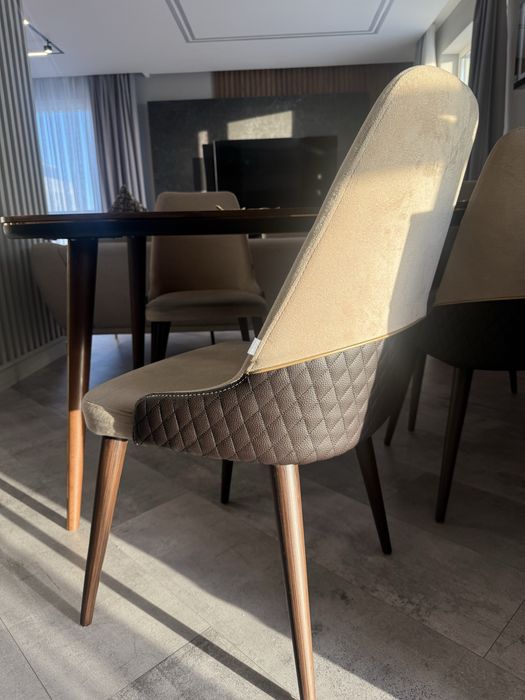 Обеденный Стол и стулья