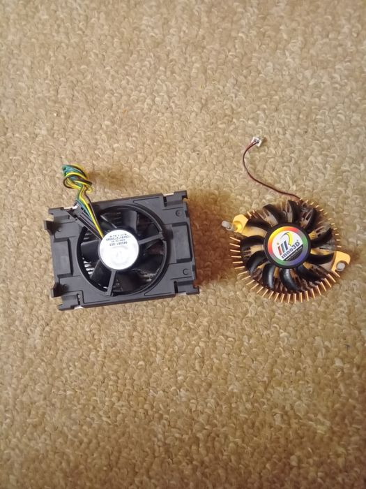 Компьютерный блок питания, кулер.