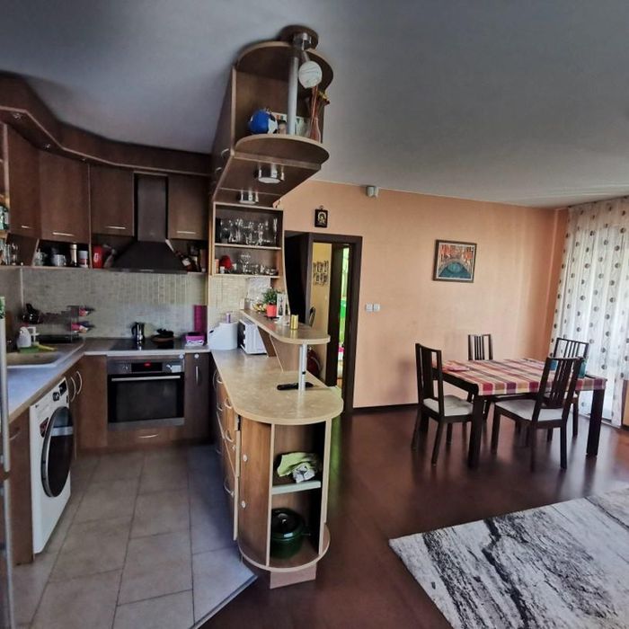 Дава се под наем Тристаен апартамент в София, Редута - 96 кв.м за 600 € - Снимка #1