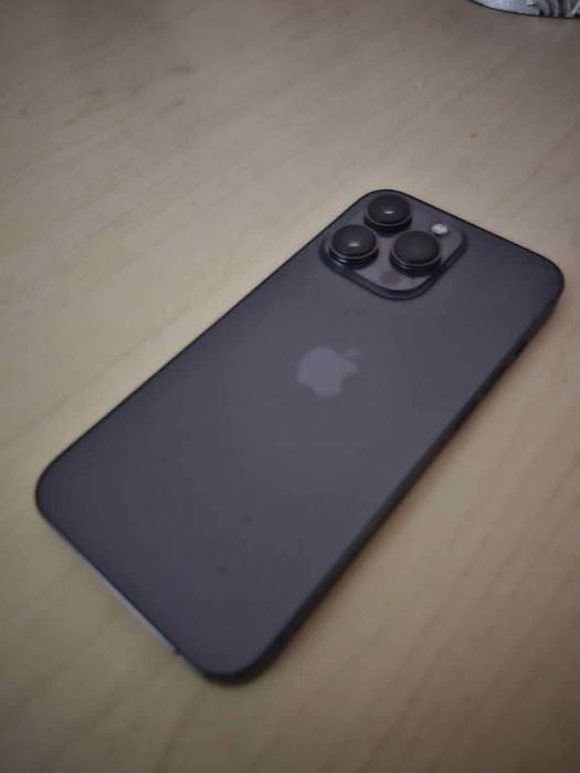 Vand sau schimb iphone 13 pro