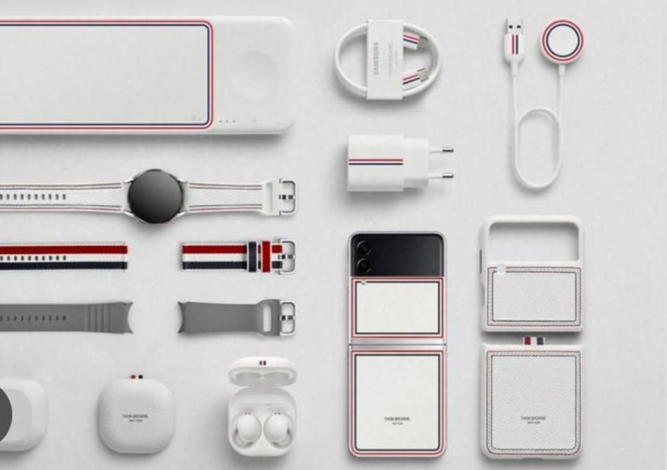 Galaxy Z Flip 3 5G Thom Browne Edition