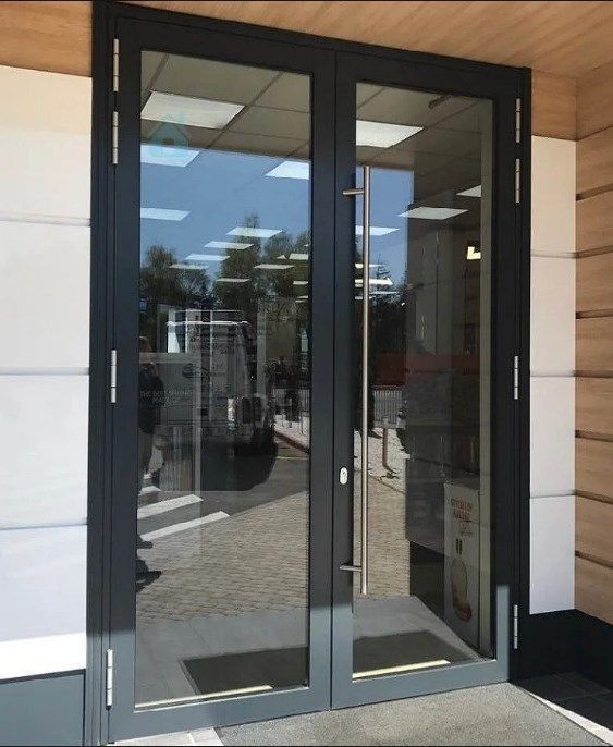 Двери Алюминиевые и ПВХ