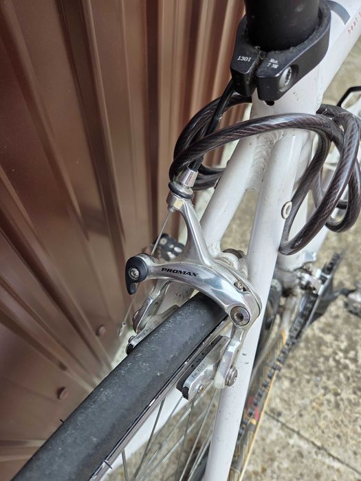 Bicicleta Cursiera B'TWIN Triban 3, Marime M 54,  3x7 viteze + Anvelope si Husa Protectie