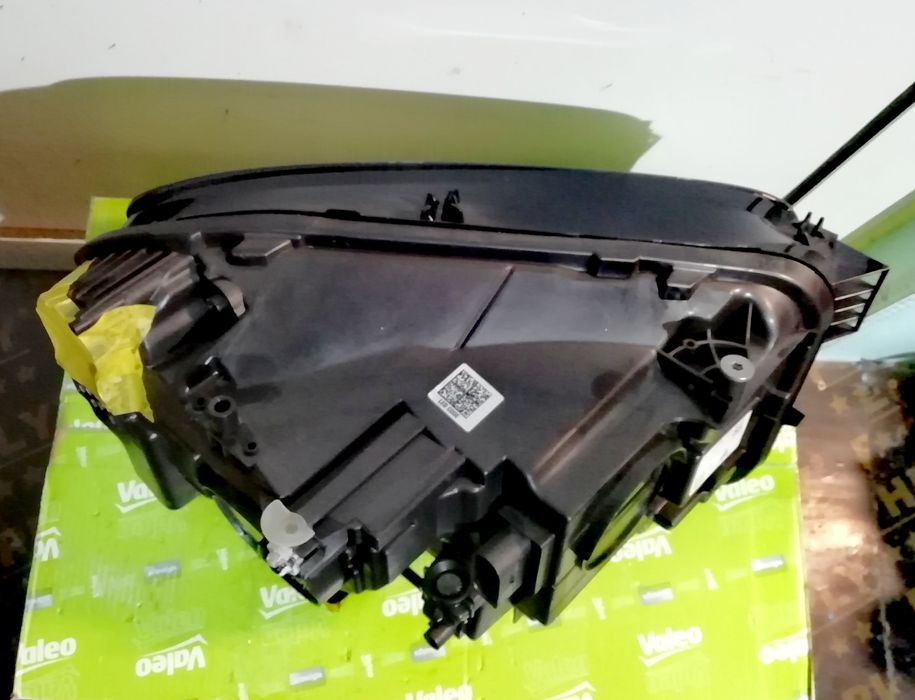 Фар Фарове за Mercedes GLB W 247 / Мерцедес ГЛБ Х 247 HELLA LED.