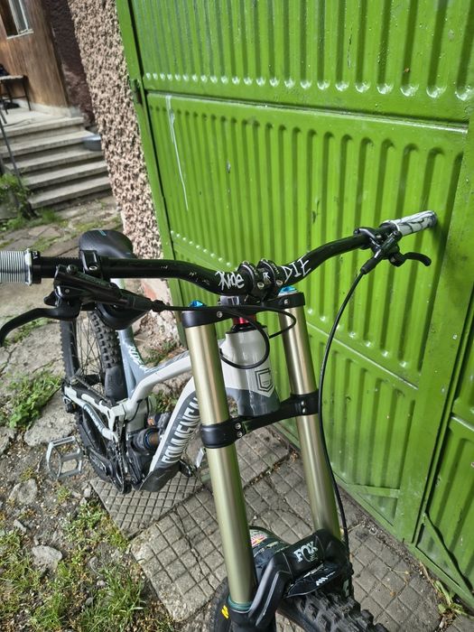 Commencal supreme v4 team 2018