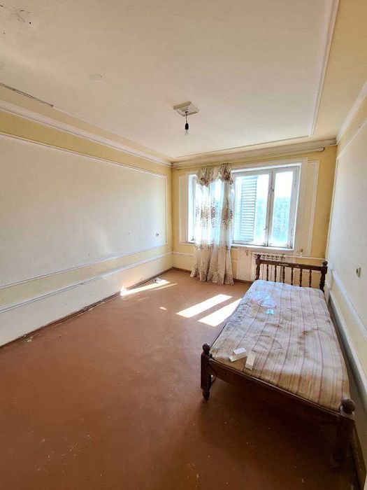 №3825.Продается 3х-комнатная квартира Югославский проект.