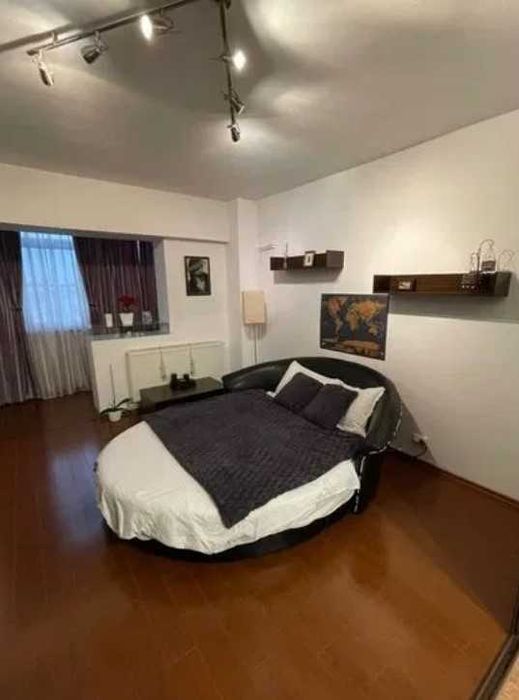 Дава се под наем Четиристаен апартамент в Пловдив, Каменица 1 - 120 кв.м за 418.71 € - Снимка #3