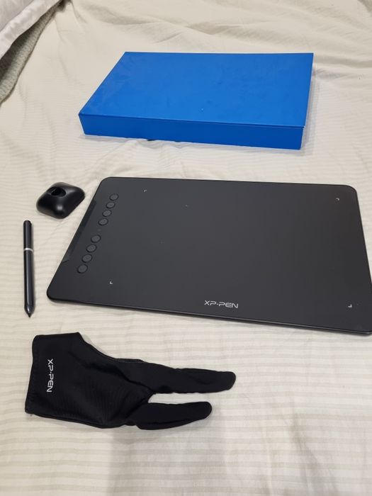 Tableta grafică XP-Pen Deco 01 – cu fir, ca nouă