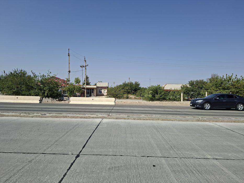 Qurilishi tugallanmagan sartaroshxona binosi