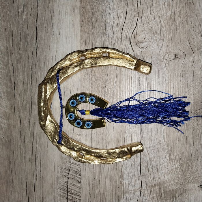 Продам подковы оберег