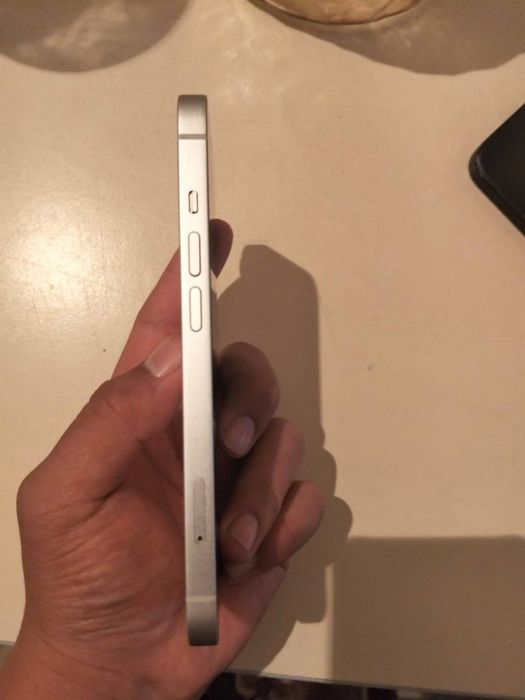 Iphone 13 128гб в отличном состояние