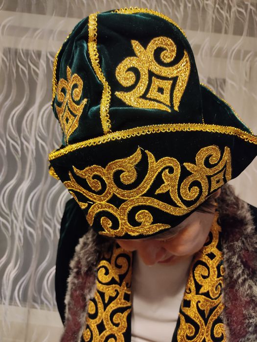 Продам национальные костюмы