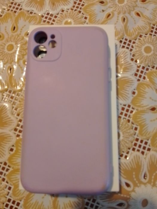 Продавам айфон11