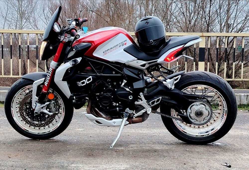 Mv agusta(nu Ducati honda yamaha suzuki)