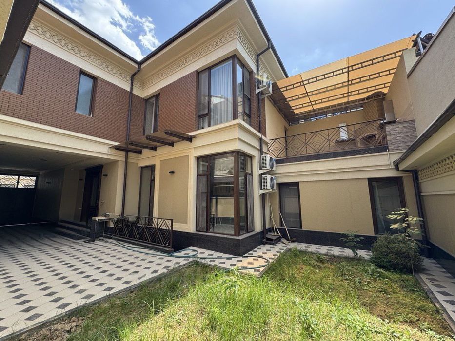 Яккасарай  Евродом  Ракат Боши ,  Бог Сарой