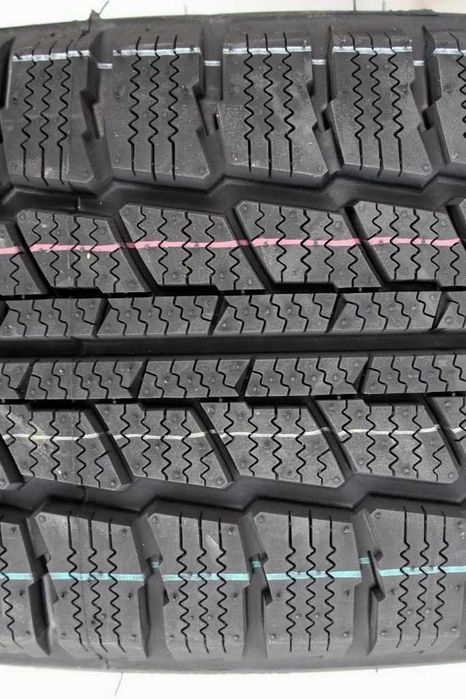 Anvelope iarna noi 225/70R15C 112/110R, 8PR, Triangle