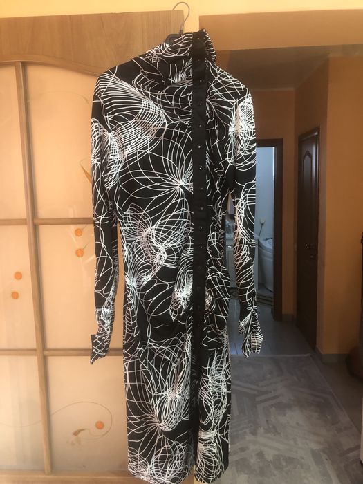 Продам женские поатья