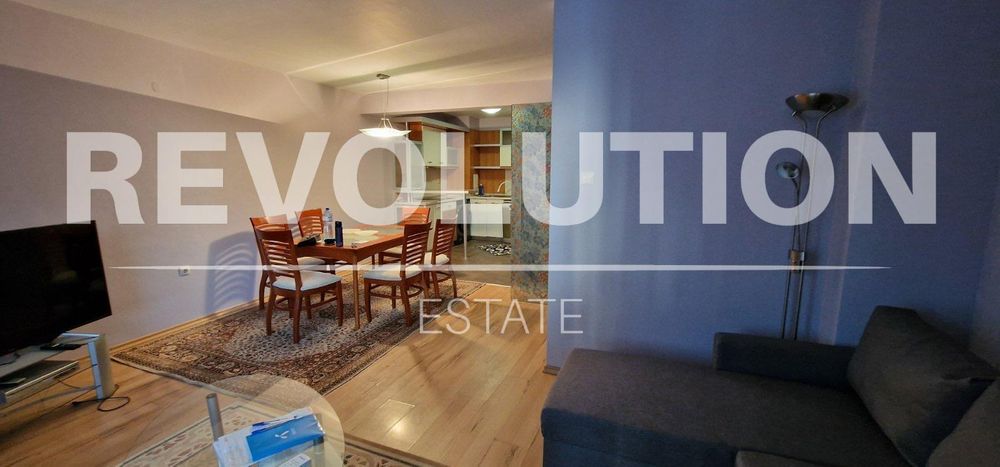 Дава се под наем Тристаен апартамент в Пловдив, Център - 110 кв.м за 600 € - Снимка #1