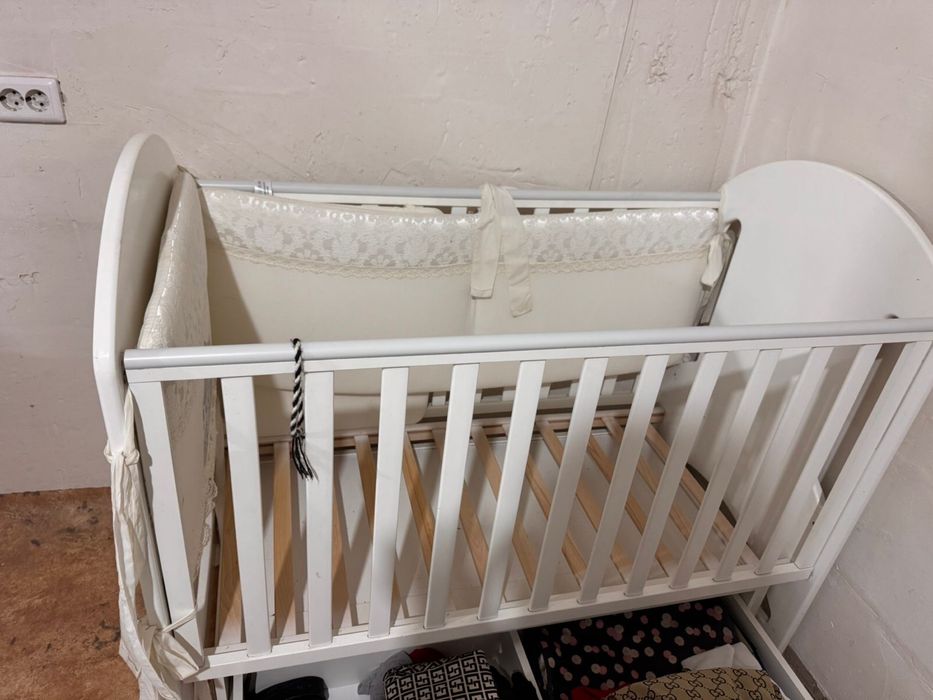 Детская кровать за 10.000 в очень хорошем состоянии