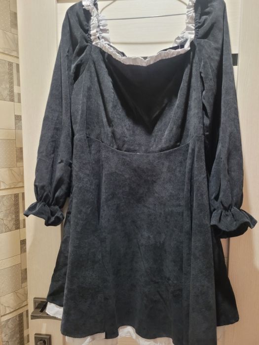 Платье вельвет 52р