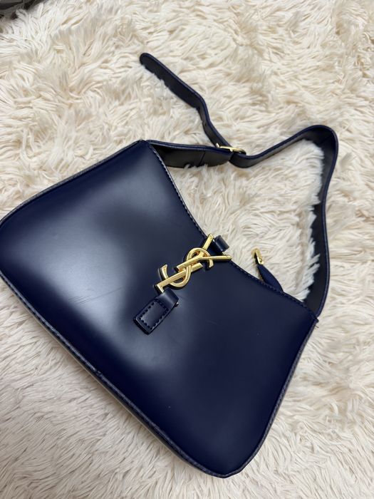 Geanta Yves Saint Laurent albastra de dama