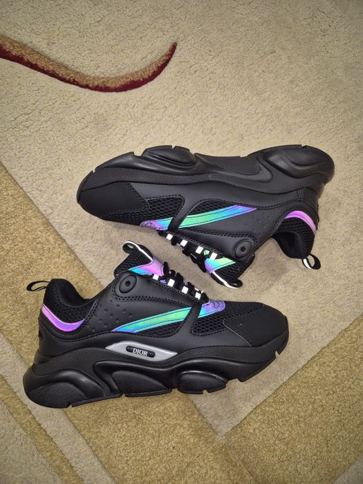 Dior b22 white;black