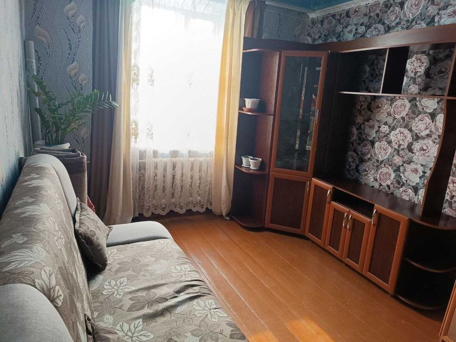 Продам полуторку сталинку