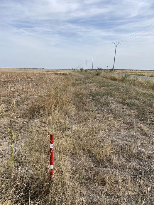 Teren agricol 15.000 mp,front la asfalt  DJ 611 Dâmbovița