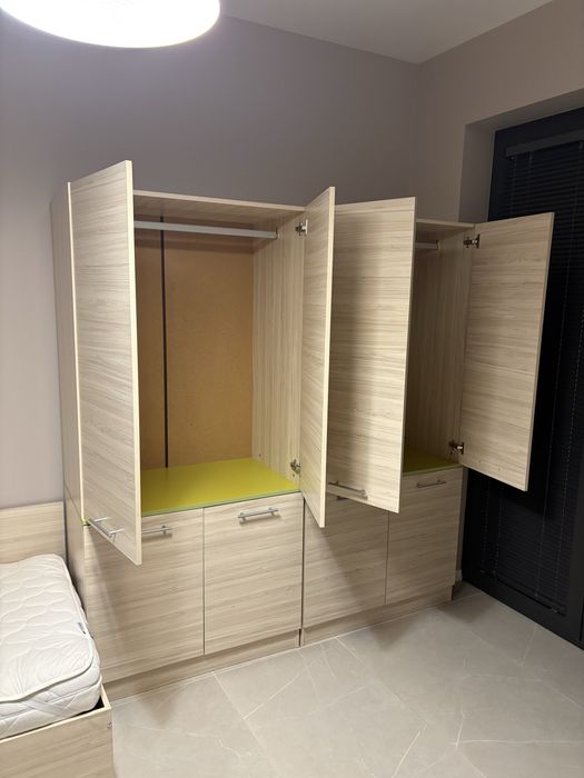 Легла с ракла и гардероби