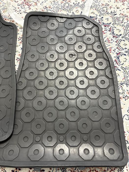 Полики резиновые R300