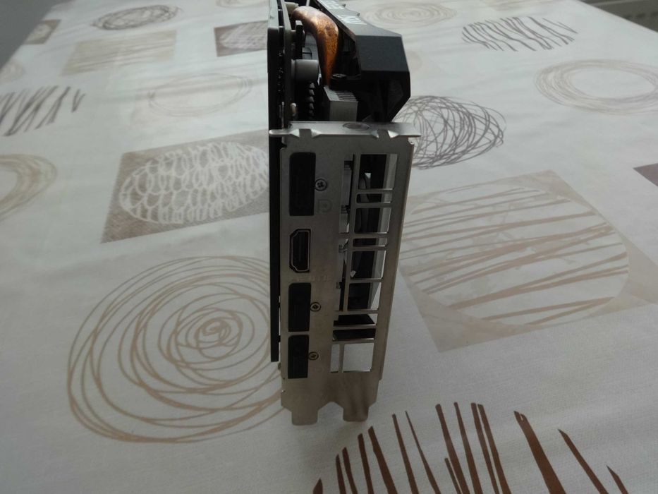 Геймърска видеокарта MSI GeForce GTX 1660 SUPER Ventus XS OC 6GB GDDR6