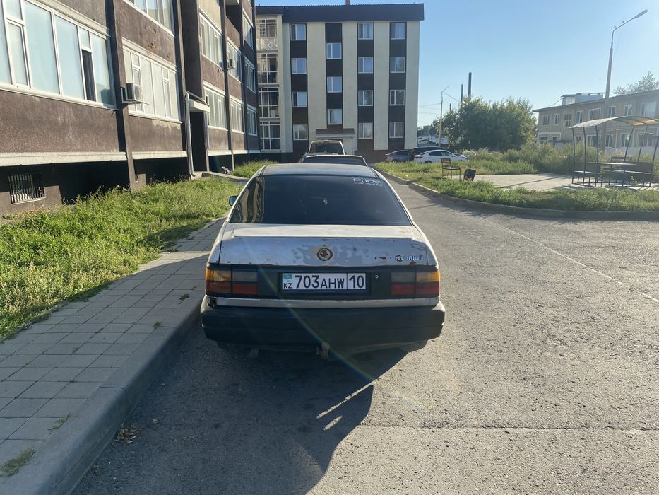 Срочно продам б3