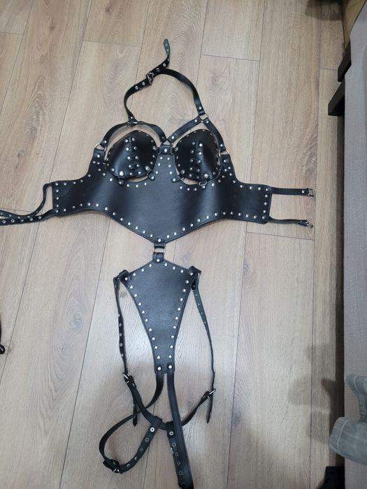 corset body sexy fetish  bdsm vestival animatoare piele naturala
