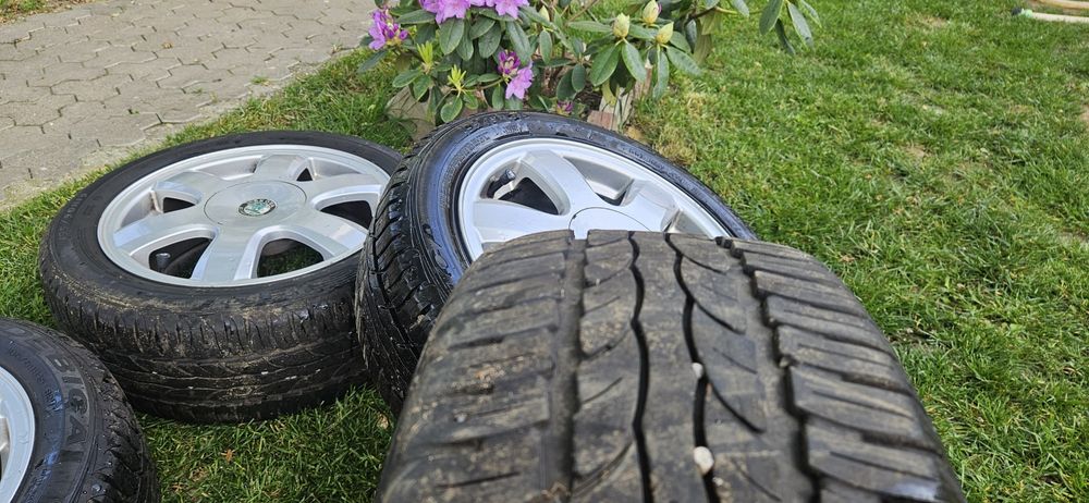 Set jante r15 Skoda 195 50 R15 Debica nou