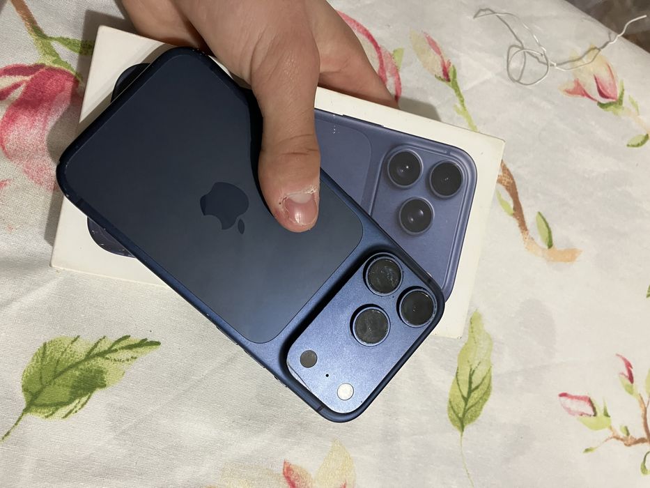 Продавам IPhone 17 pro