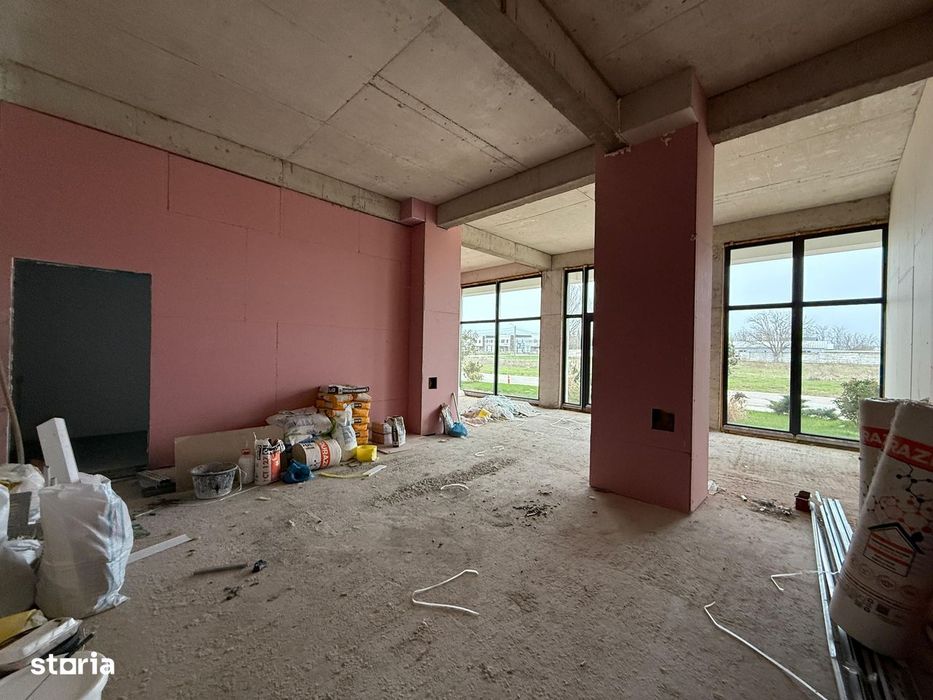 Spatiu Comercial 67 mp Aerocity | Tunari