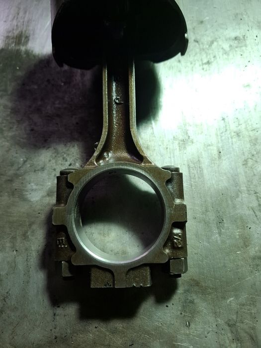 Шатун.6g72 12 клапан