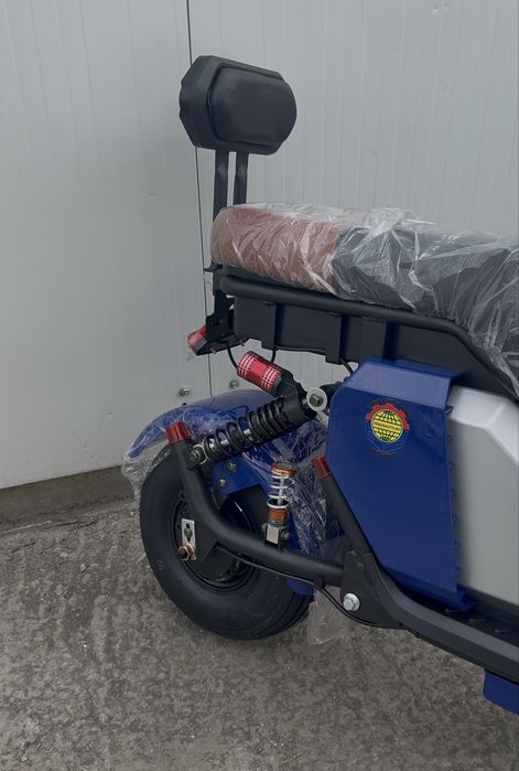 Scuter electric pentru copii