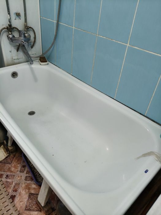 Продаеться квартира 3 комнатная