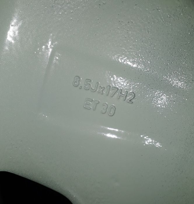 Диски 17 разно размерные