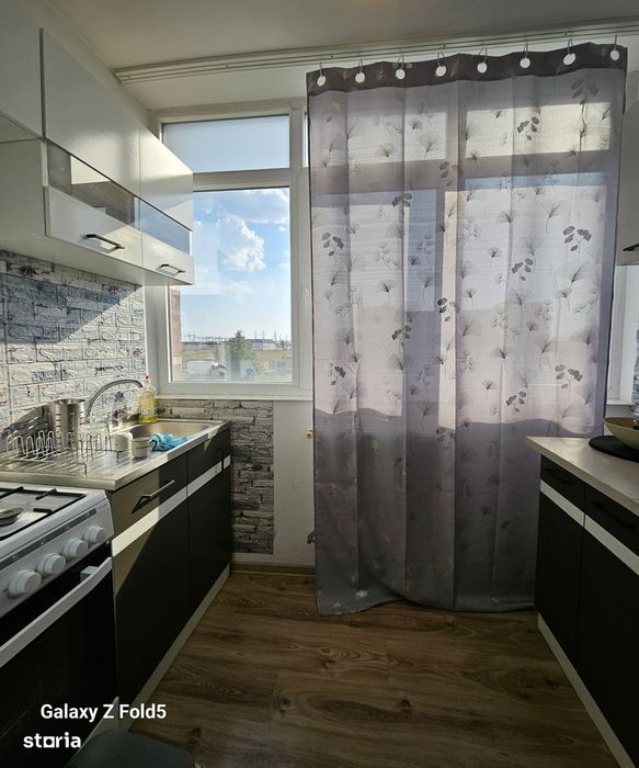 Apartament modern cu 3 camere de închiriat – Plazza Nufărul Oradea