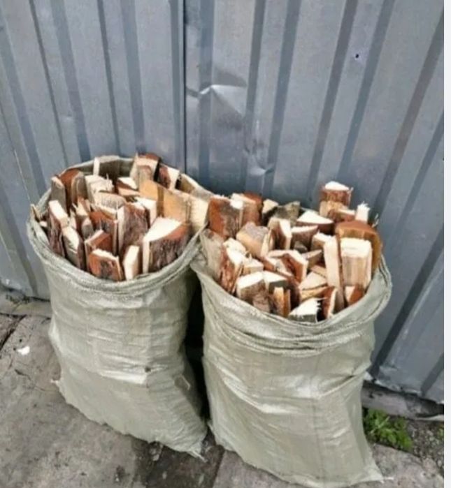 Дрова пилинные в мешках