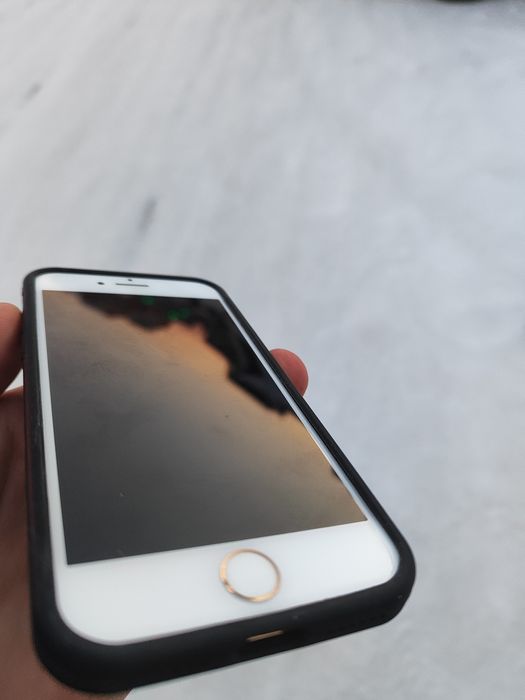 iPhone 7 32гб АКБ 74%