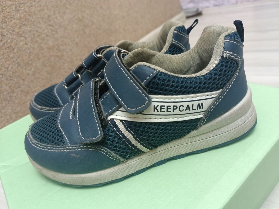 Кроссовки за 3500