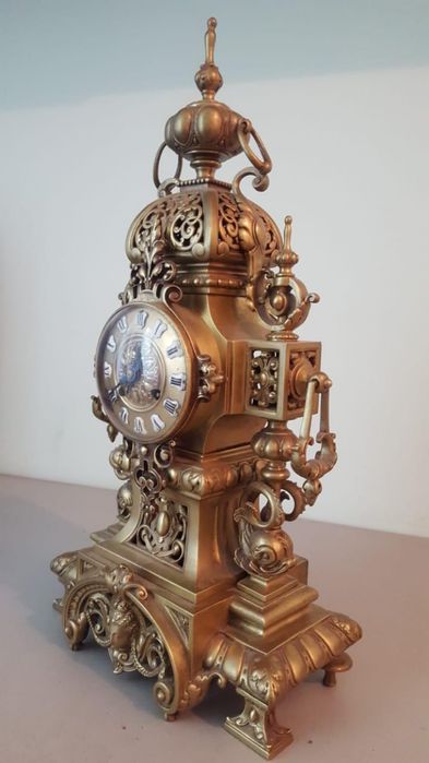 Антикварные Каминные часы