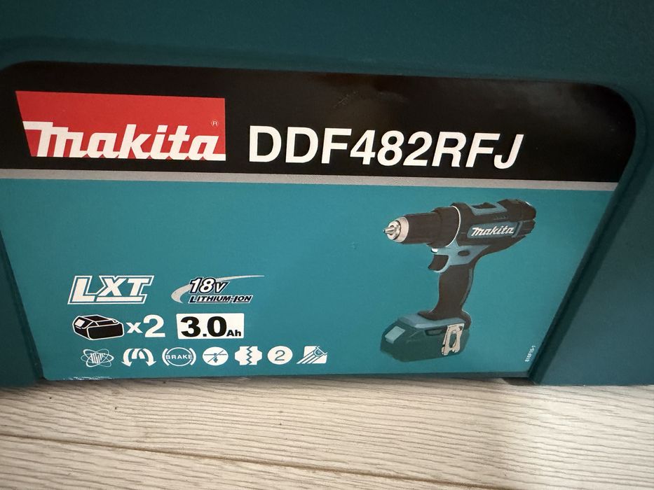 Vand bormasina Makita DDF482RFJ NOUA
