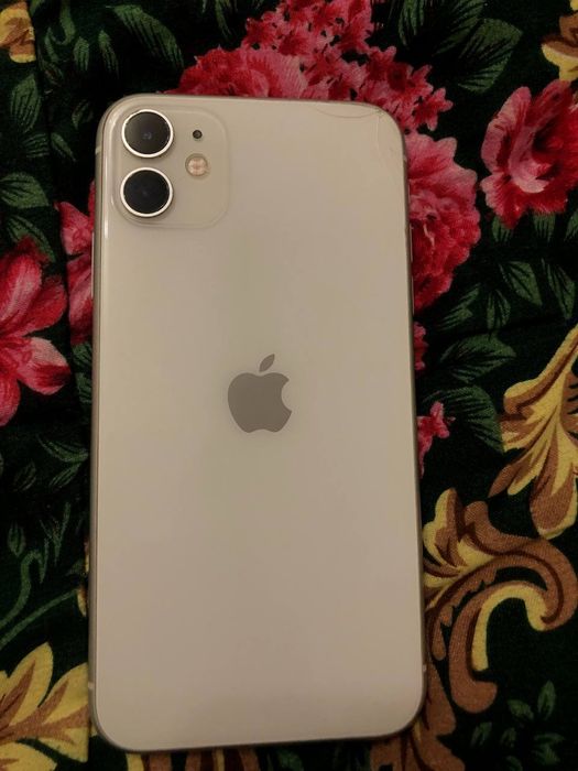 Продам или обменяю Iphone 11